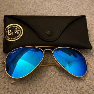 Blue Ray-Ban Aviator Flash Lenses